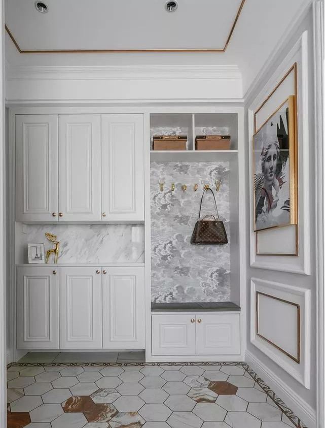 <b>入門全鋁鞋柜這樣設計，老公就是再懶老婆也省</b>