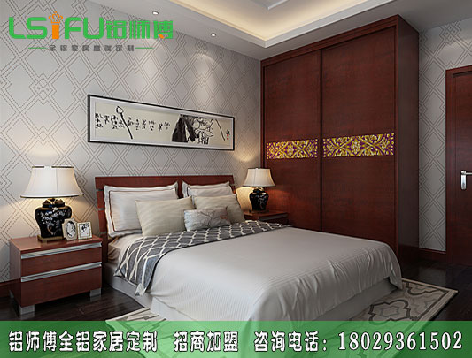 家庭整體全鋁衣柜裝修效果圖