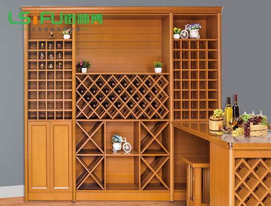 全鋁酒柜定制比一般現(xiàn)貨成品好嗎？