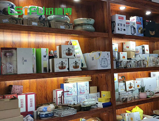 鋁師傅全鋁家具商場(chǎng)商店柜裝修效果圖