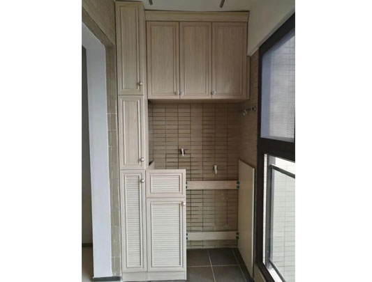 師傅全鋁家居陽(yáng)臺(tái)儲(chǔ)物浴室柜裝修效果圖（4）