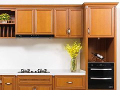 <b> 快裝、環(huán)保、顏值高、全鋁家居逆襲傳統(tǒng)家具市</b>