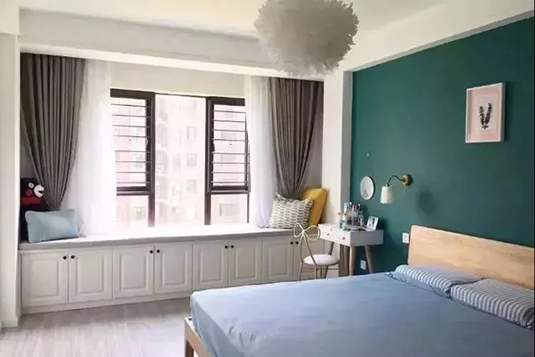 臥室飄窗定制全鋁柜，原來如此漂亮實用！