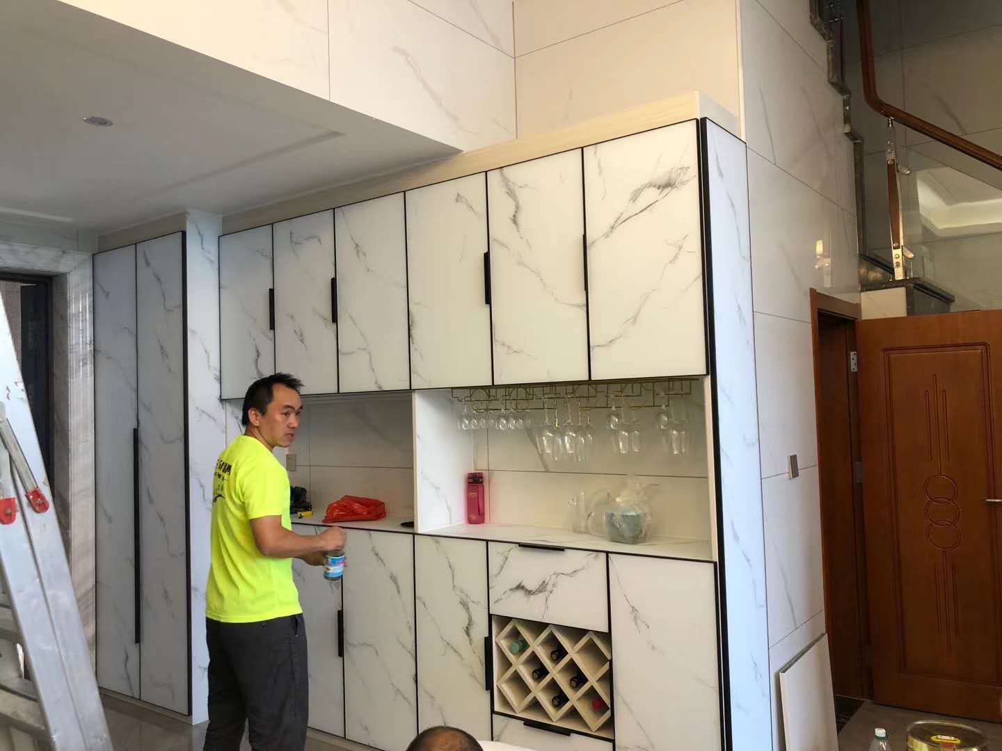 定制全鋁餐邊柜的色彩搭配，建議收藏！