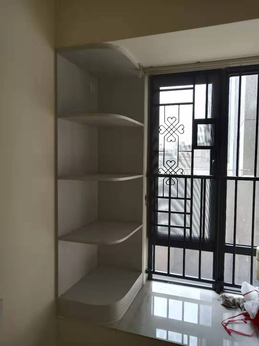 飄窗不是用來放雜物的，別埋沒了它的實(shí)用性！