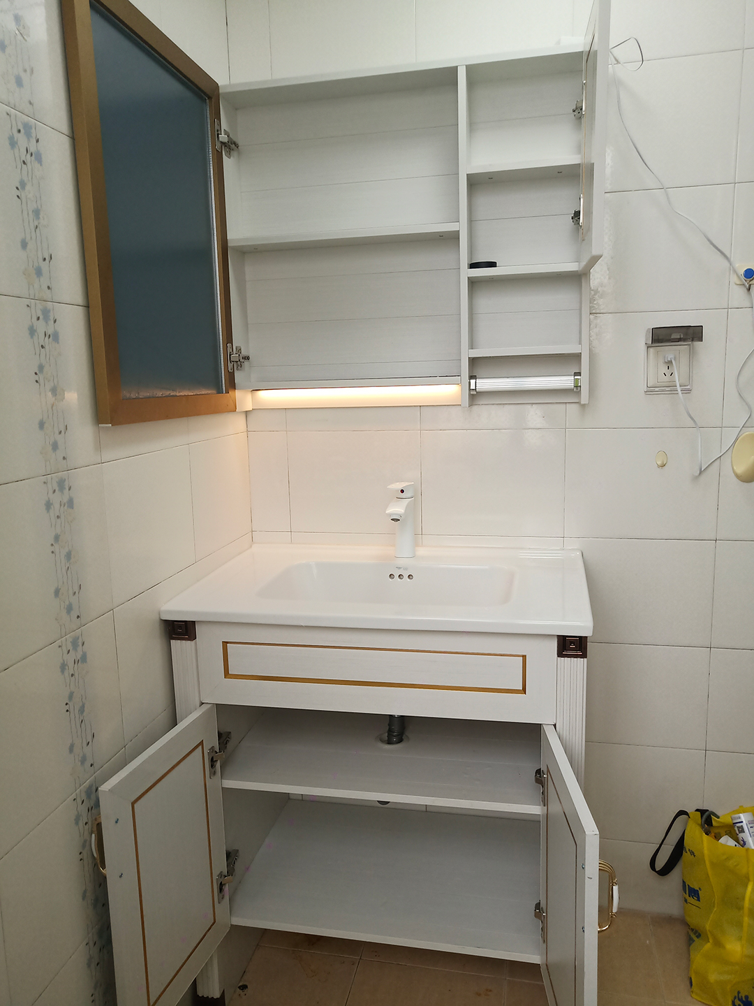 都2020年了，你家衛(wèi)浴柜還是只有顏值嗎？