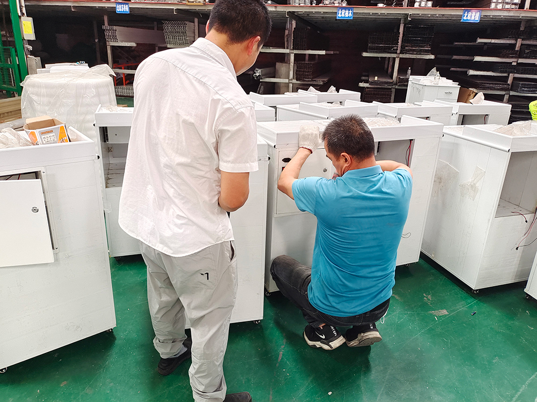 又一批高科技全鋁智能醫(yī)療柜出貨了！