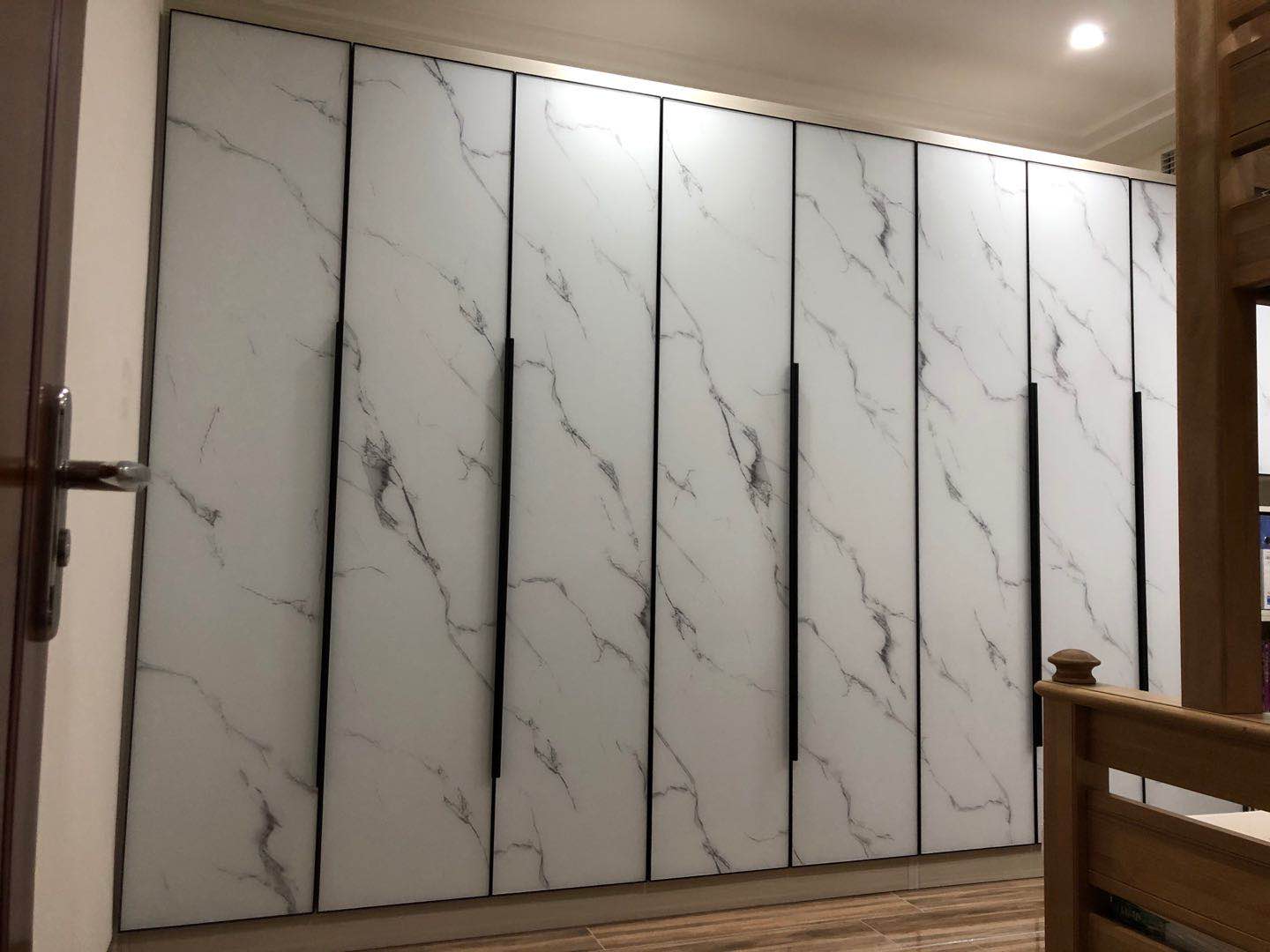 全鋁衣柜怎么挑？別大意，每個(gè)臥室都有講究！