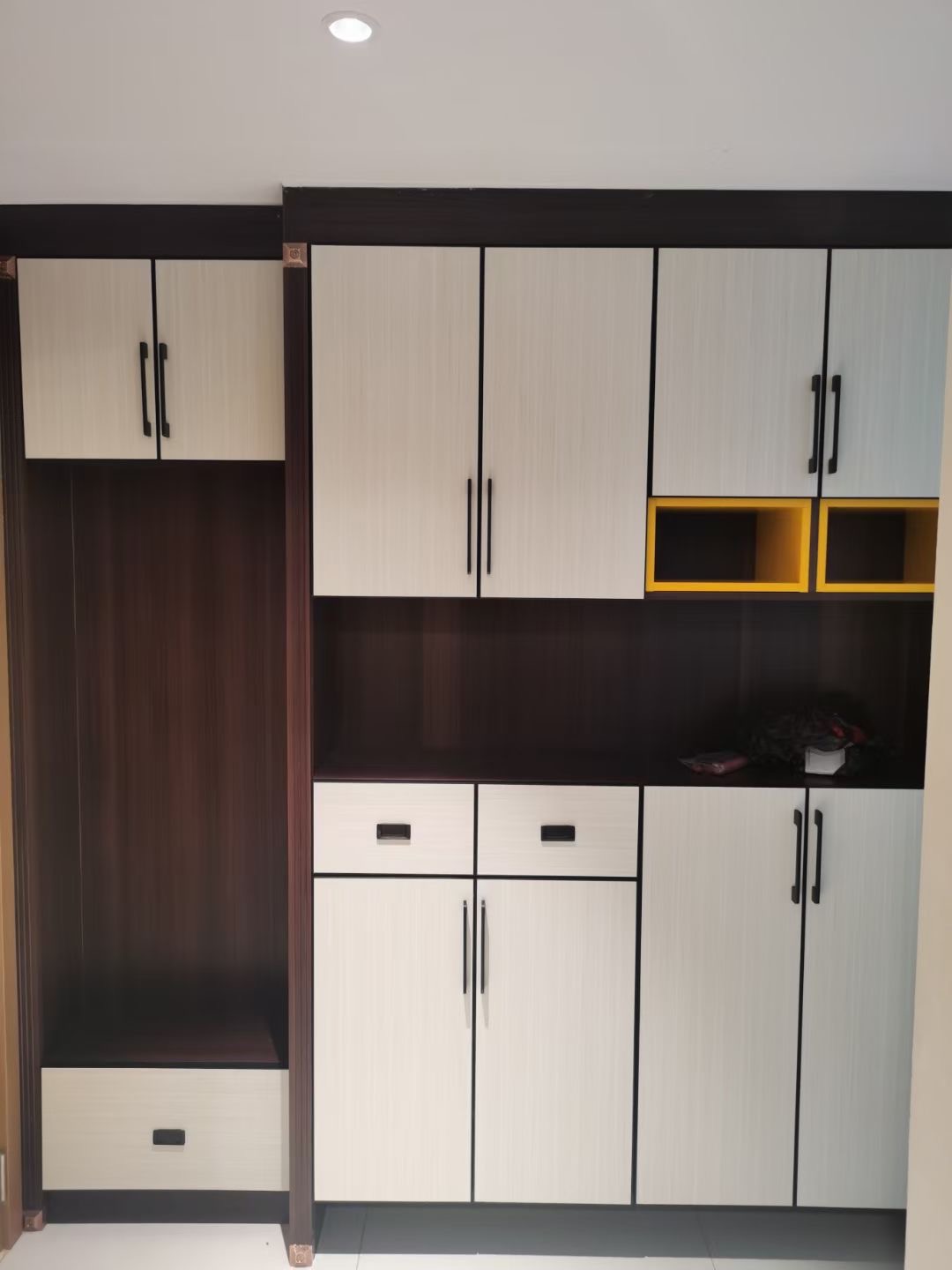 玄關(guān)這么設(shè)計(jì)，全家都夸好！